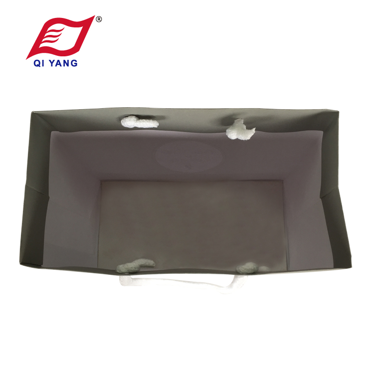 Custom Shopping Paper Bags4